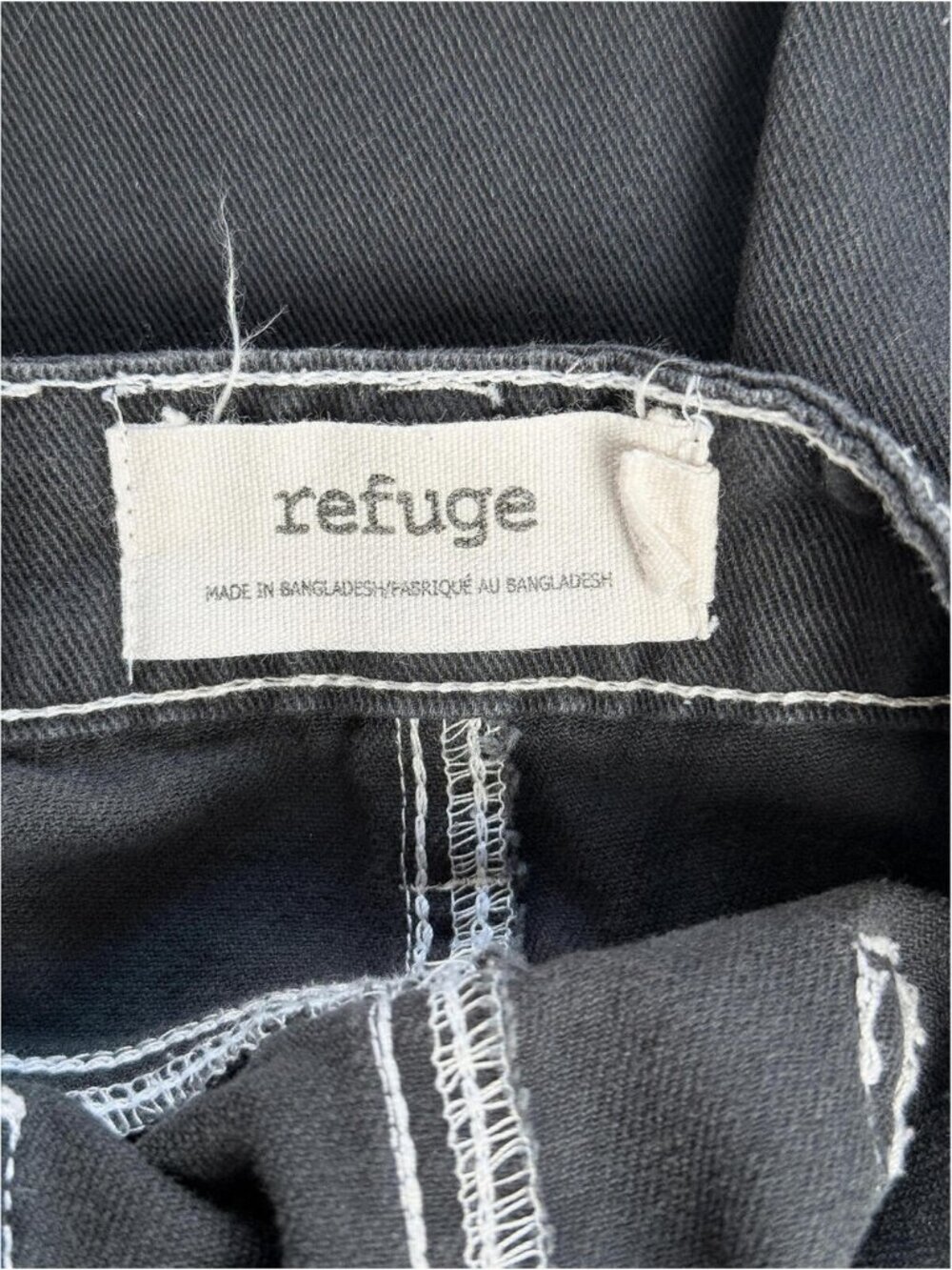 Vintage Refuge Cargo Shorts, Y2K Utility Shorts, Distressed Hem, Grunge 33" - Picture 7 of 7